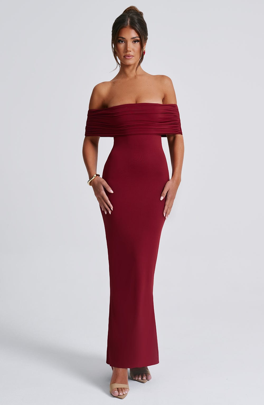 Amanda Backless Maxi Dress: off-shoulder, floor-length silhouette with V-shaped open back. Cotton, polyester and elastane blend molds to the body with a light, smoothing drape that defines the waist and flatters hip curves for elegant events.
