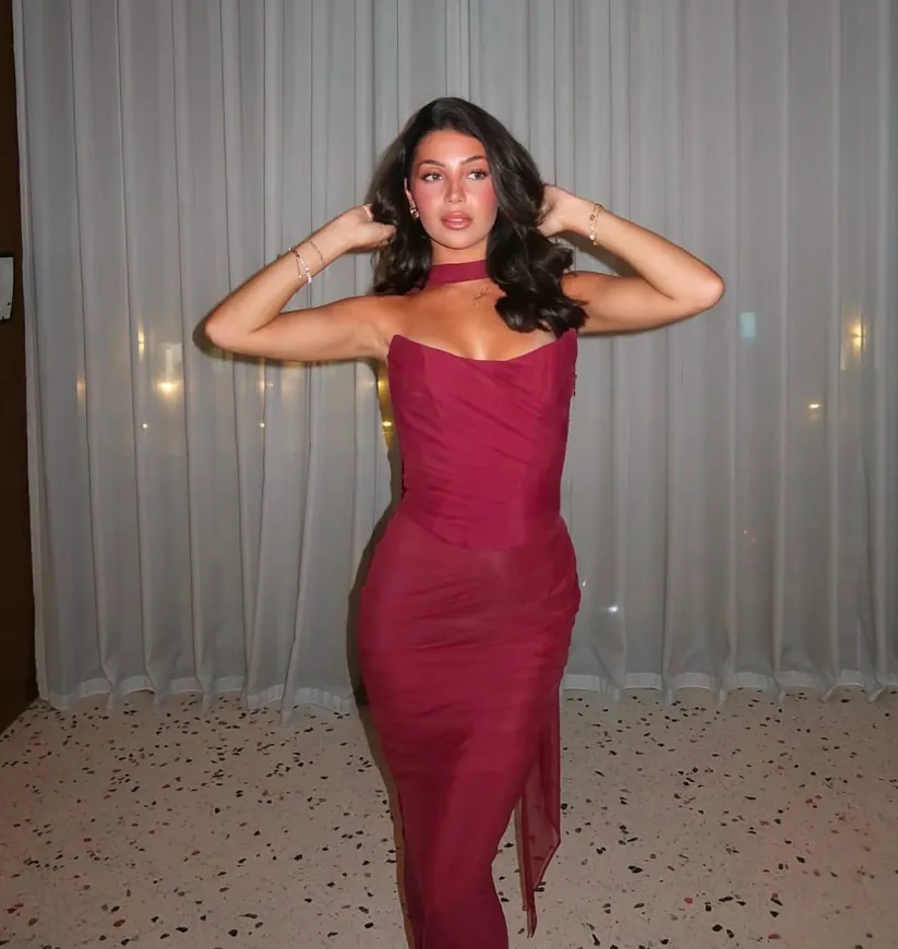 Women’s strapless bodycon maxi dress featuring a sleek, sculpting fit, clean straight neckline and floor-grazing length. Minimalist design flatters the waist and shoulders, ideal for weddings, galas or evening events paired with heels and a clutch.