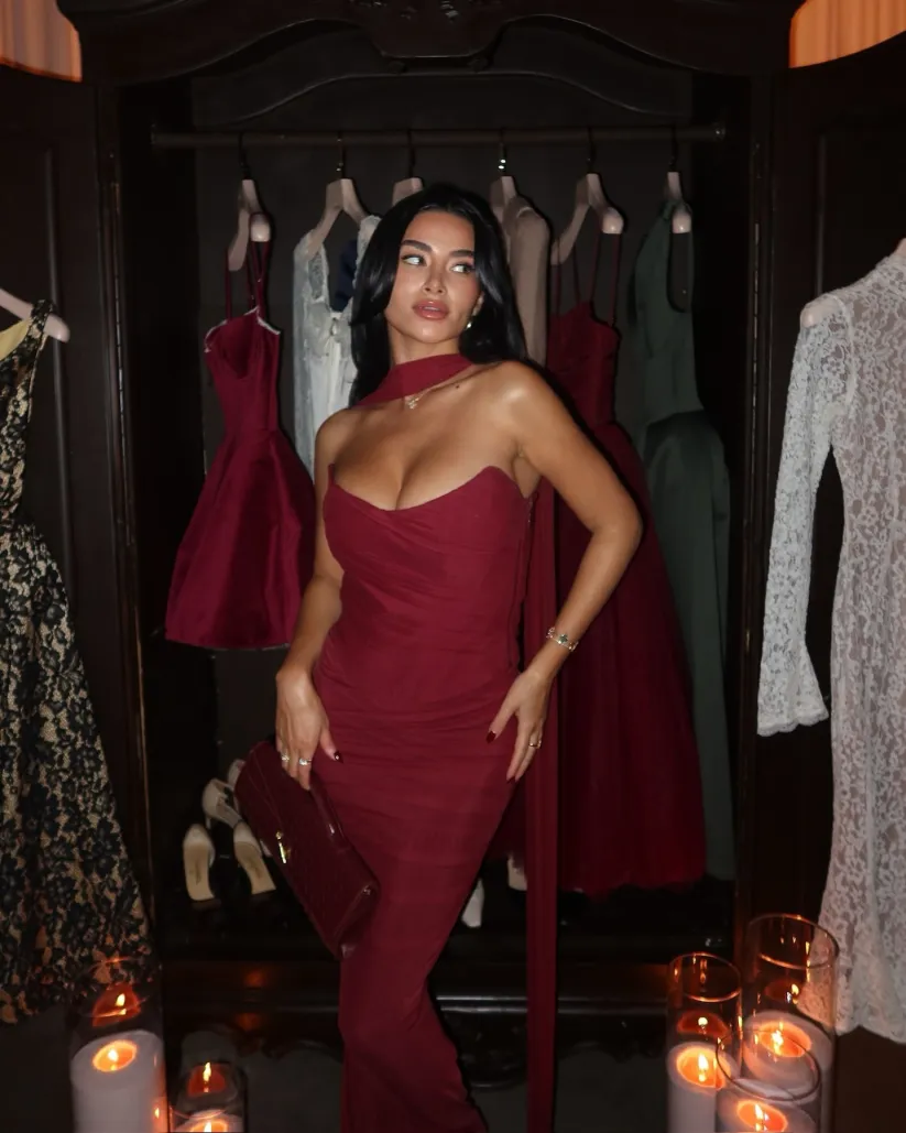 Women’s strapless bodycon maxi dress featuring a sleek, sculpting fit, clean straight neckline and floor-grazing length. Minimalist design flatters the waist and shoulders, ideal for weddings, galas or evening events paired with heels and a clutch.