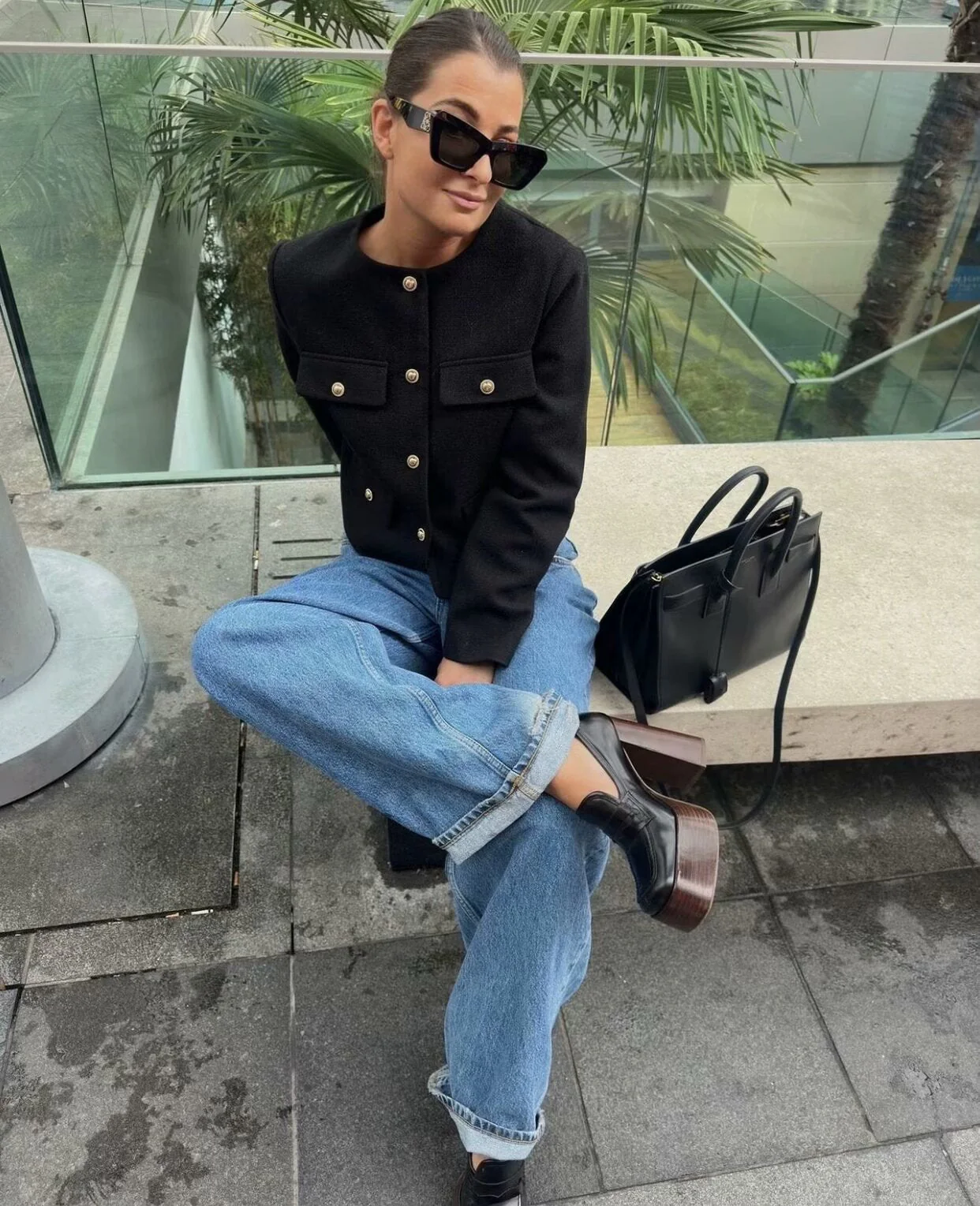 Vintage-inspired cropped jacket in a clean, round-neck design, finished with gold-tone buttons and four flap pockets. Tailored, waist-skimming silhouette in softly structured fabric adds a refined layer over dresses, denim or high-waisted trousers.